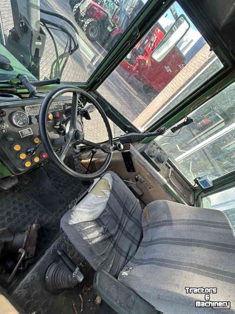 Schlepper / Traktor Fendt FARMER 311LSA TURBOMATIK