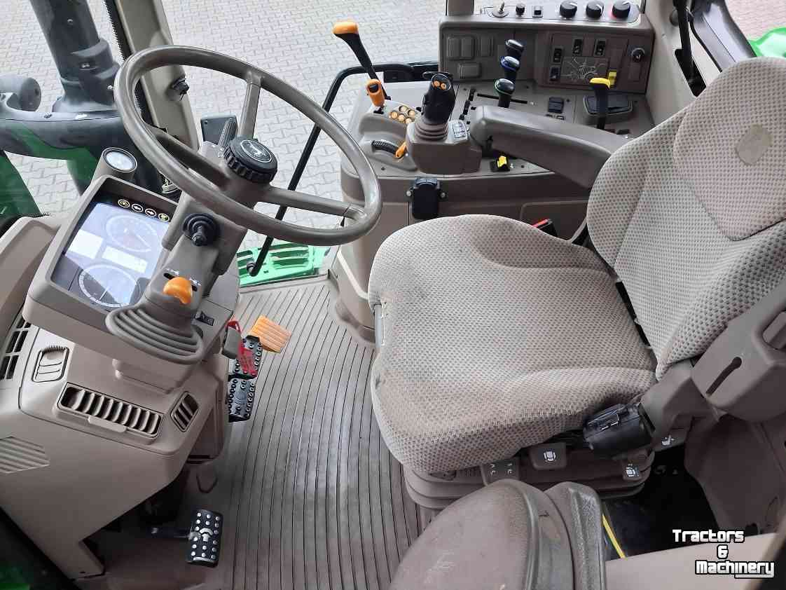 Schlepper / Traktor John Deere 6130M +frontlader