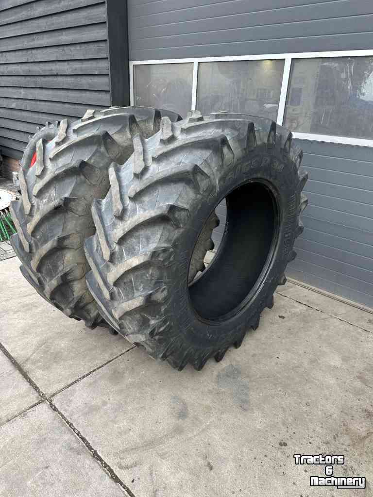 Räder, Reifen, Felgen & Distanzringe Trelleborg 540/65R34