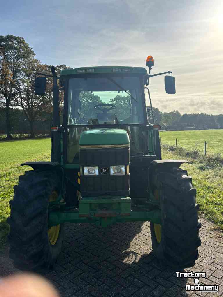 Schlepper / Traktor John Deere 6400