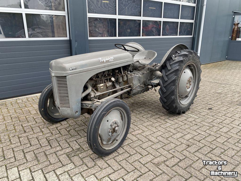 Schlepper / Traktor Massey Ferguson TEF