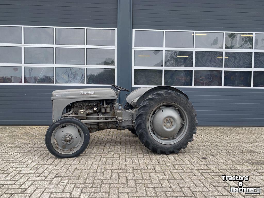 Schlepper / Traktor Massey Ferguson TEF