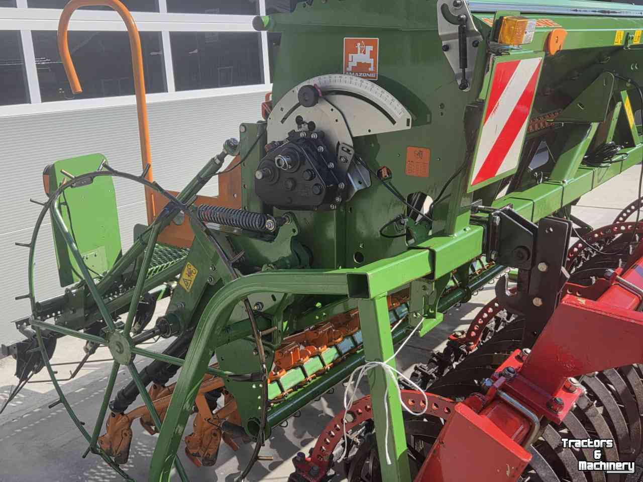 Sämaschine-Kombination Amazone AD 303 Special opbouw zaaimachine