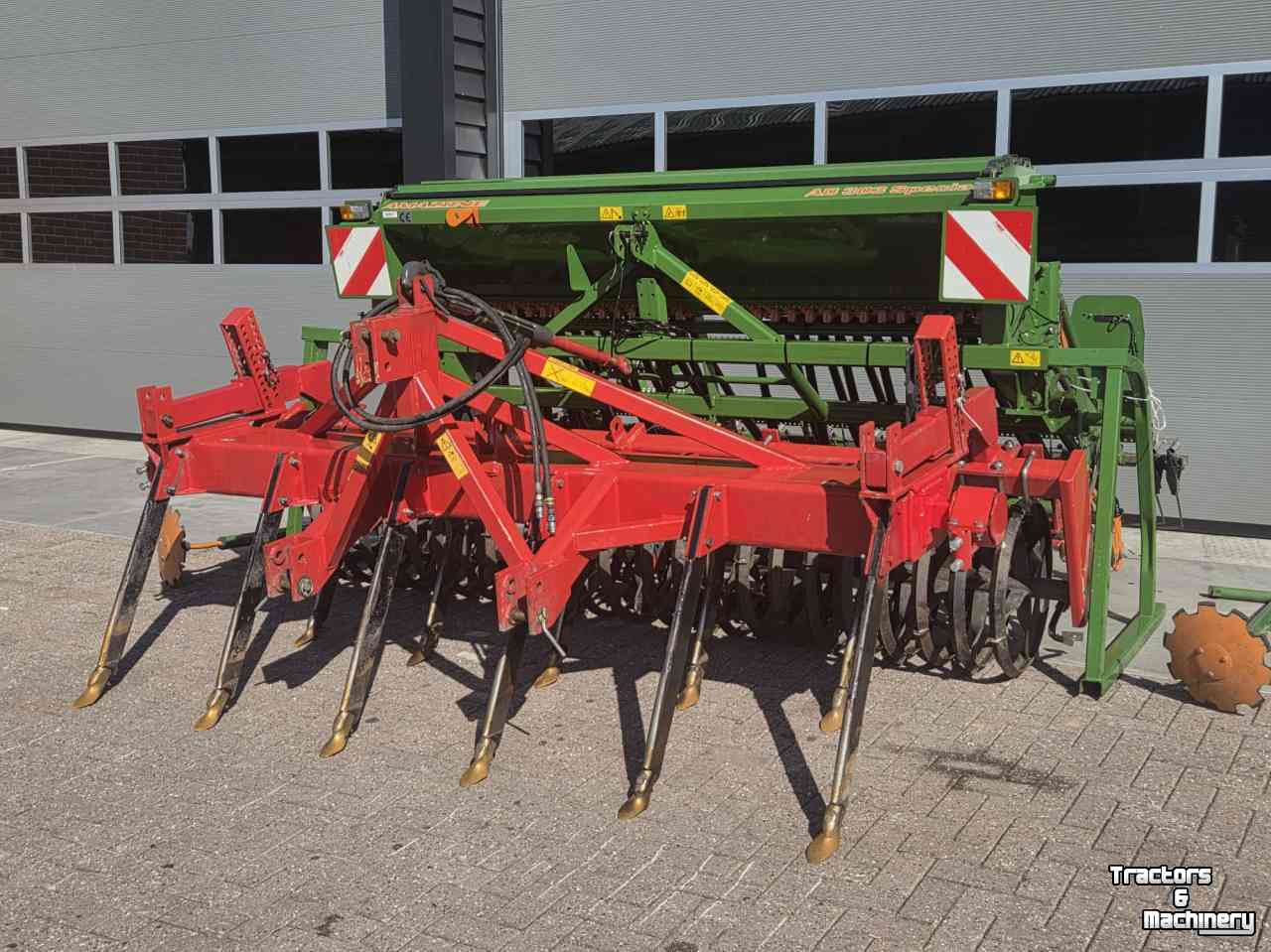 Sämaschine-Kombination Amazone AD 303 Special opbouw zaaimachine