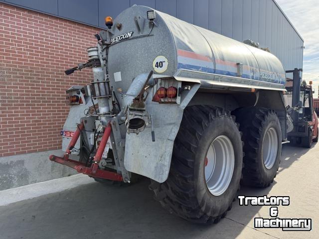 Gülletankwagen / Güllefässer Peecon ZT16000