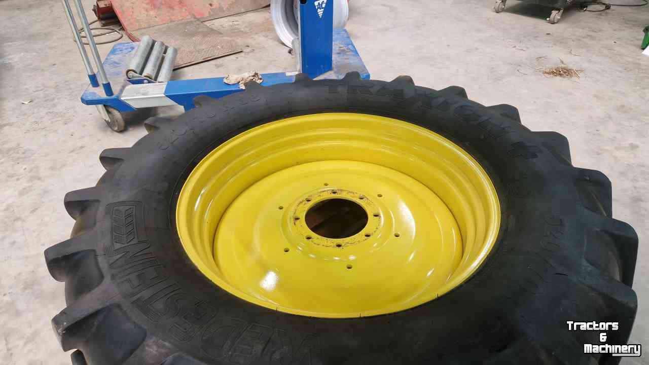 Räder, Reifen, Felgen & Distanzringe Vredestein 580/70R38-----480/70R24