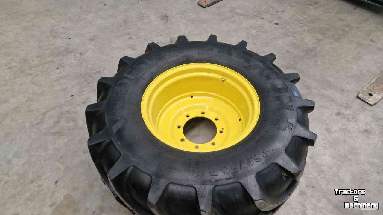 Räder, Reifen, Felgen & Distanzringe Vredestein 580/70R38-----480/70R24
