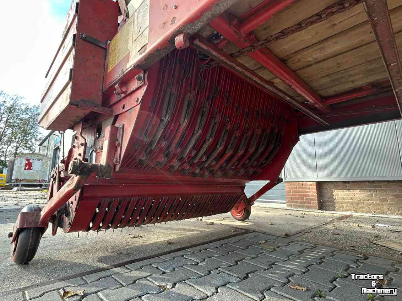 Lade- und Dosierwagen Strautmann LBF261   Klein, maar nog heel fijn!