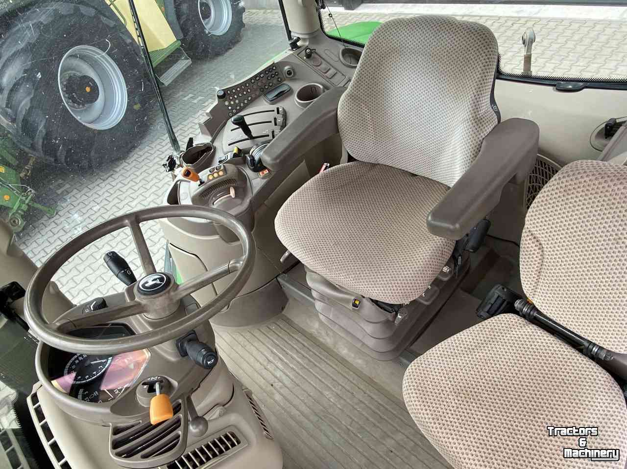 Schlepper / Traktor John Deere 6140R