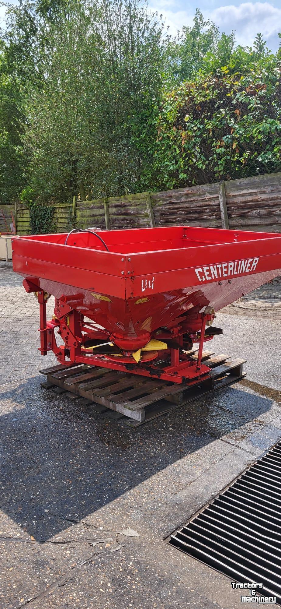 Düngerstreuer Lely SE Centermatic met centronic strooicomputer