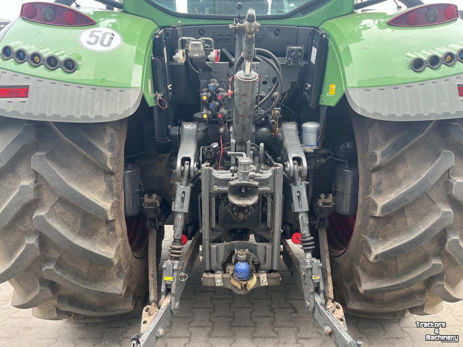 Schlepper / Traktor Fendt 724 S4