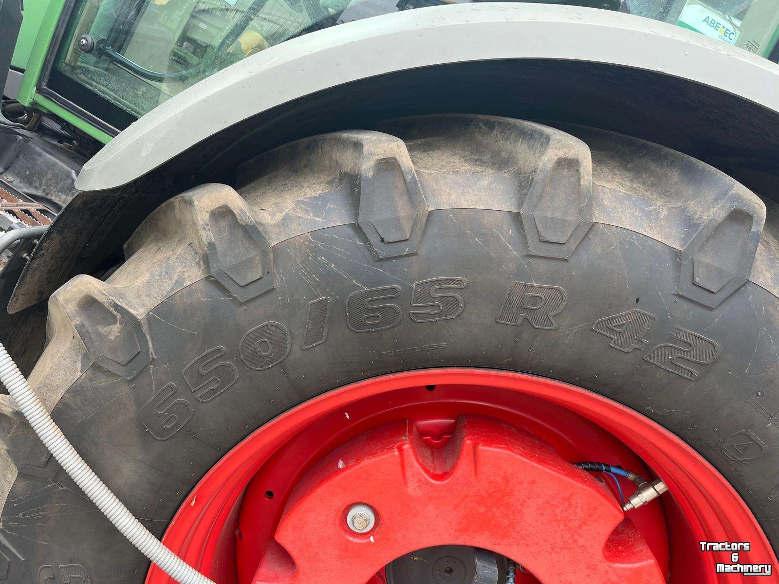 Schlepper / Traktor Fendt 724 S4