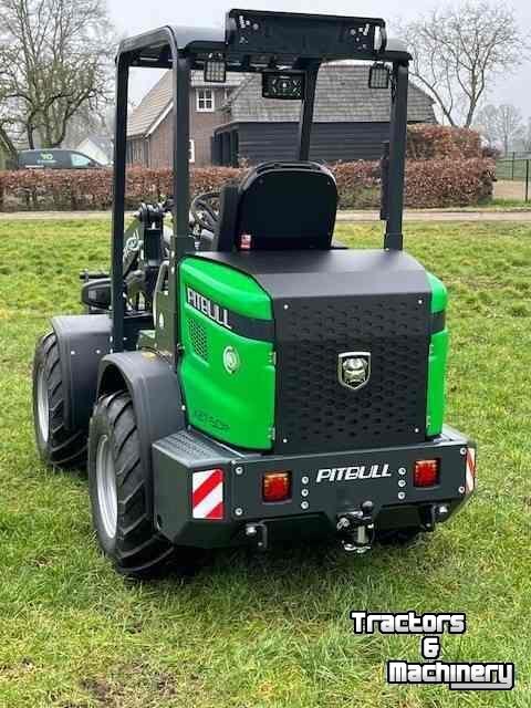 Teleskopradlader Pitbull X27-50E