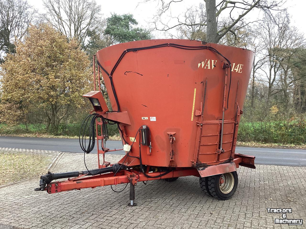 Futtermischwagen Vertikal RMH UAV 14 C