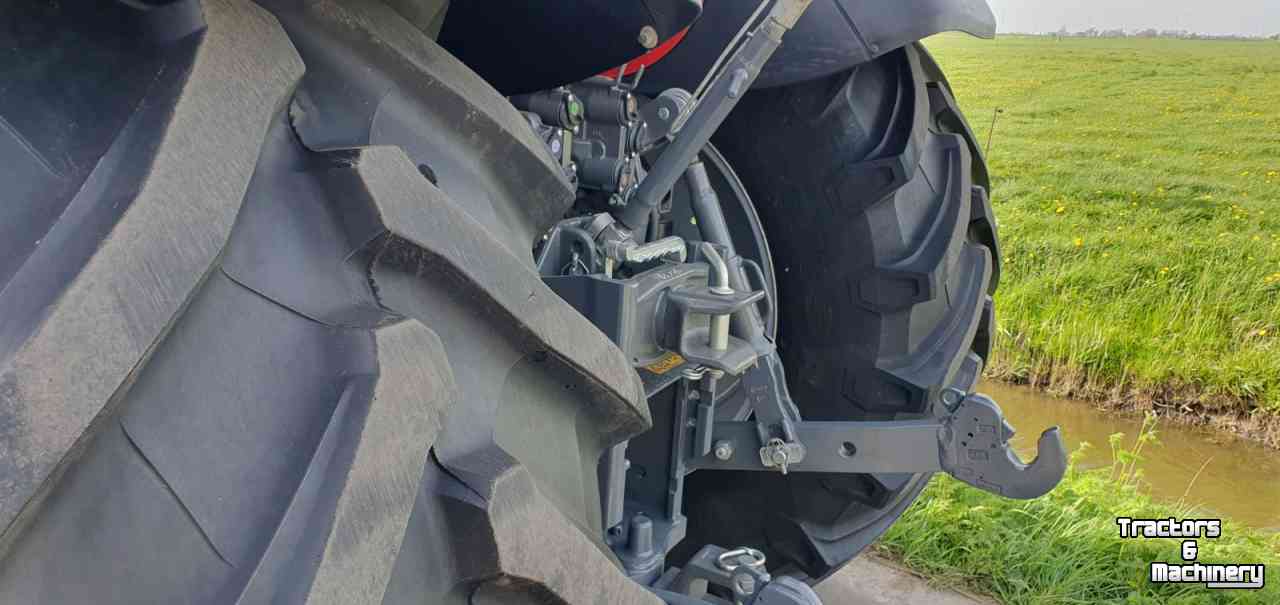 Schlepper / Traktoren Massey Ferguson 6S.135