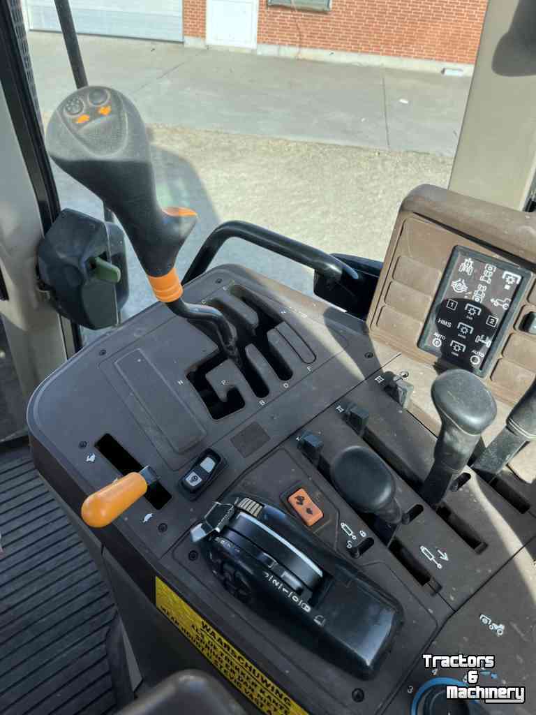Schlepper / Traktor John Deere 6920