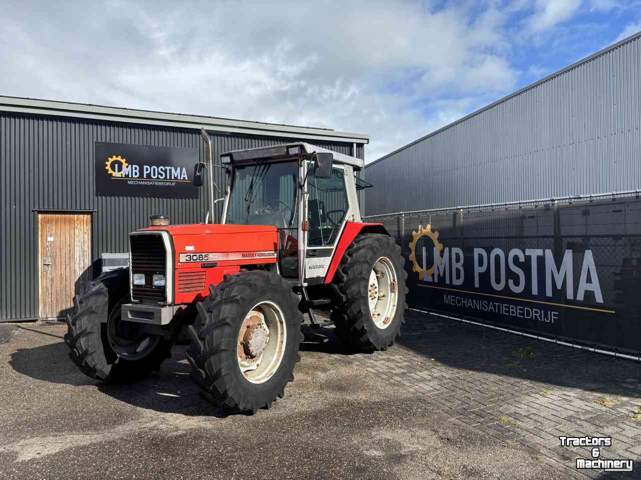 Schlepper / Traktor Massey Ferguson 3085 16x16 speedshift buffel