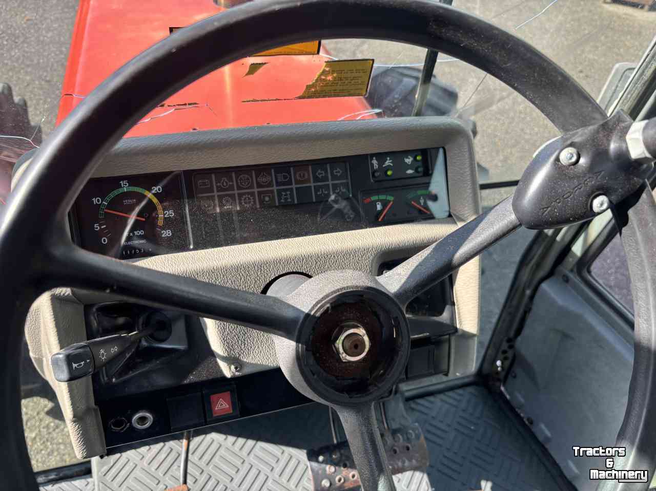 Schlepper / Traktor Massey Ferguson 3085 16x16 speedshift buffel