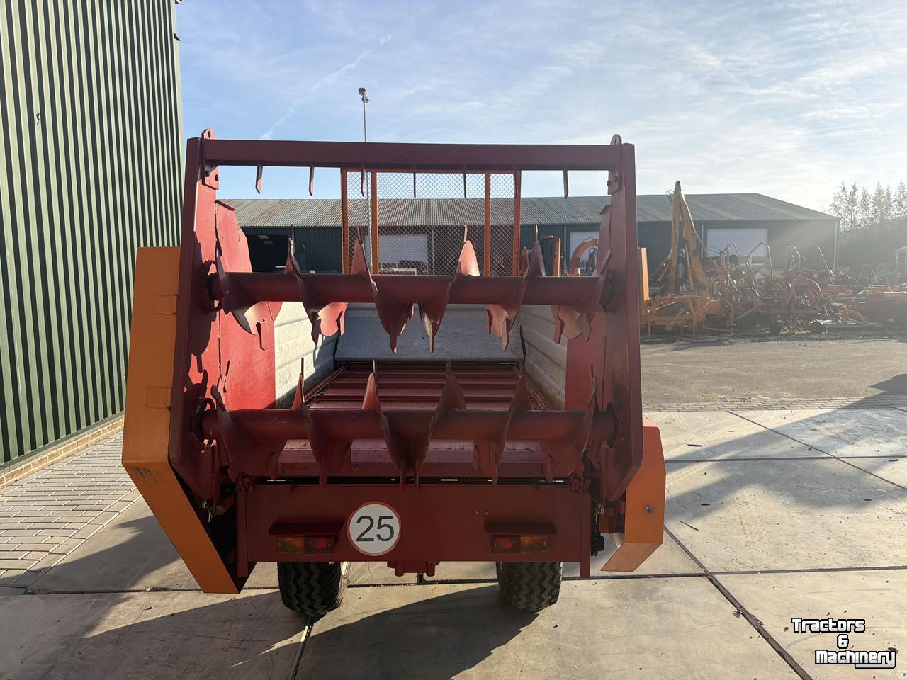 Stalldungstreuer  Mini meststrooier