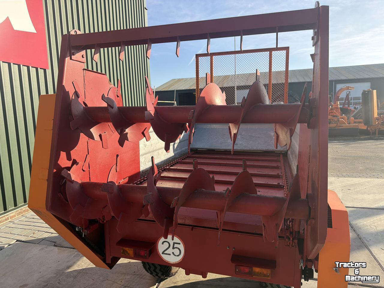 Stalldungstreuer  Mini meststrooier