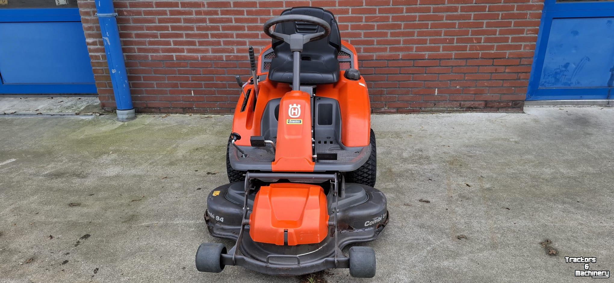 Aufsitzrasenmäher Husqvarna R216