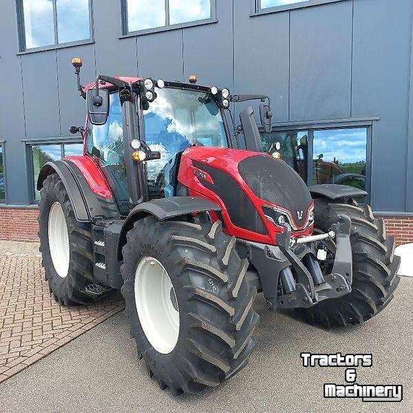 Schlepper / Traktor Valtra Valtra - N135 Active
