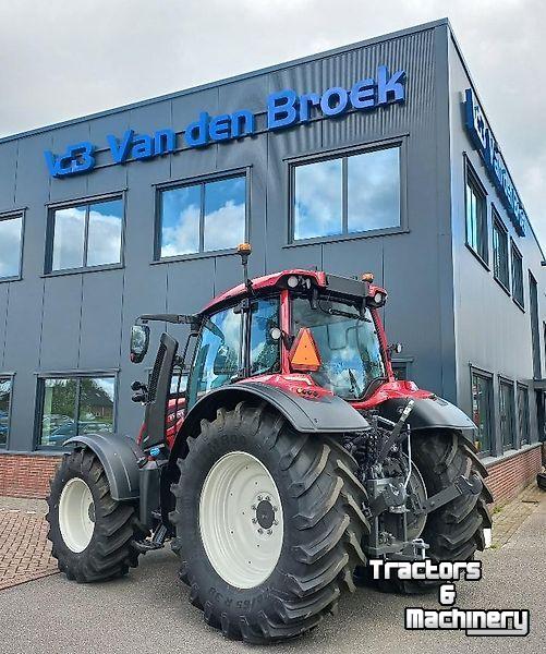 Schlepper / Traktor Valtra Valtra - N135 Active