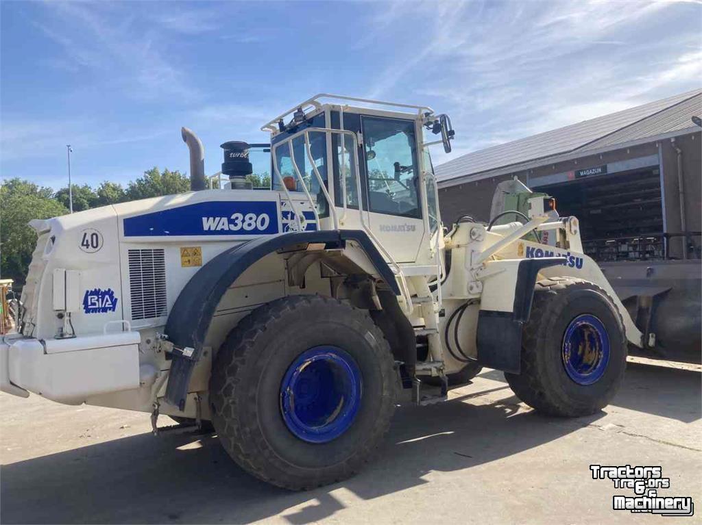 Teleskopradlader Komatsu WA380