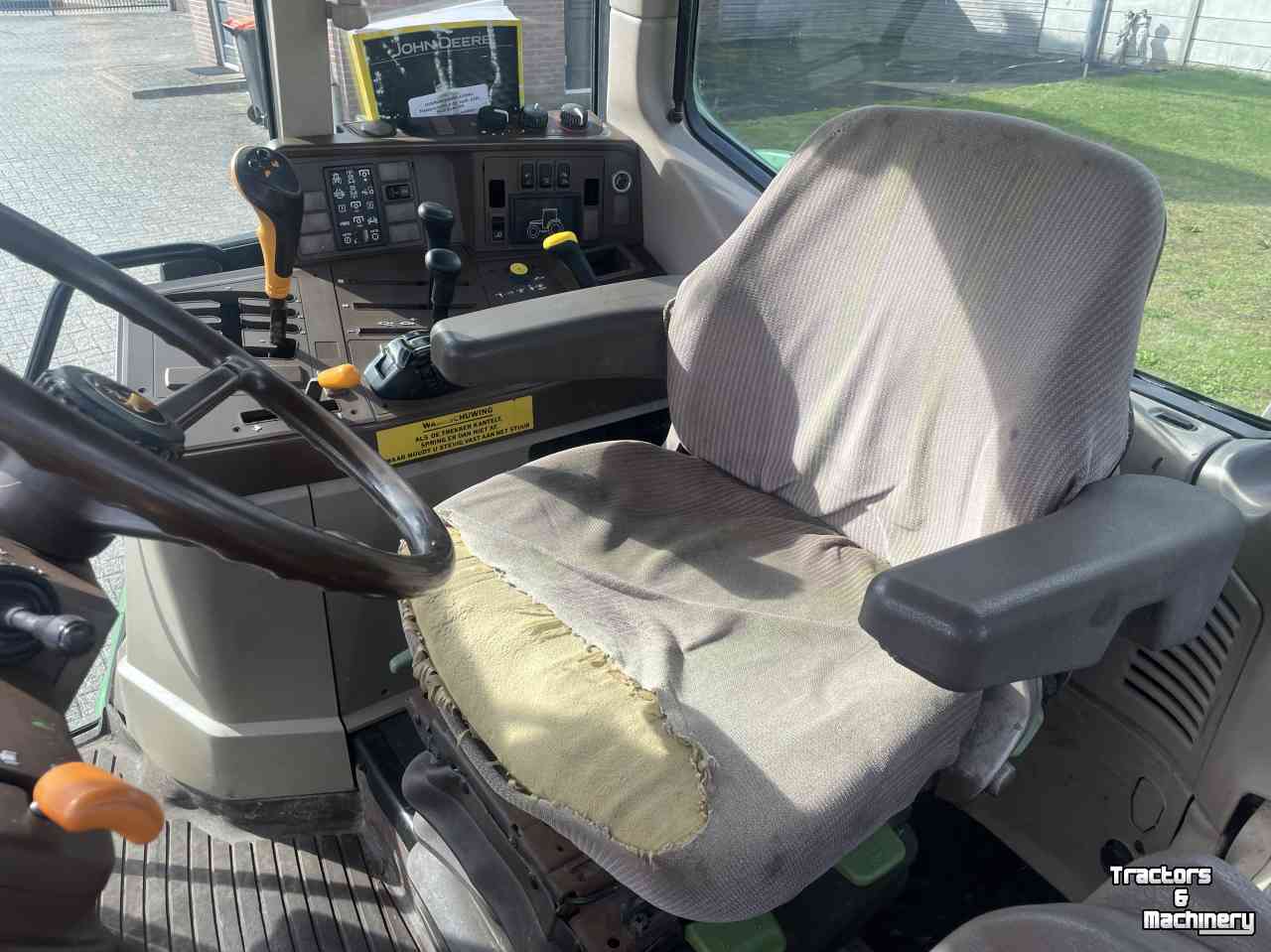 Schlepper / Traktor John Deere 6220 PowerQuad 24-speed