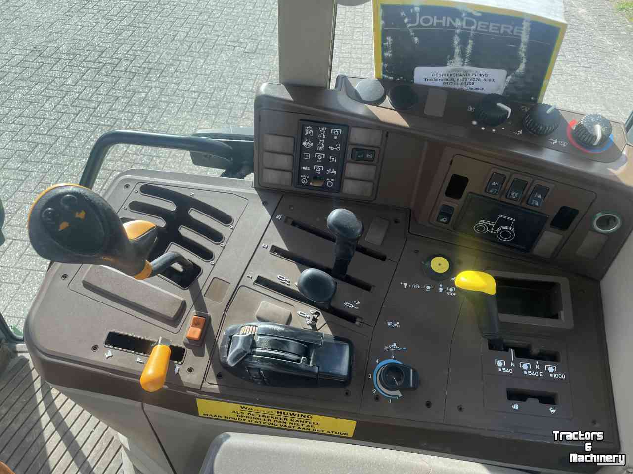 Schlepper / Traktor John Deere 6220 PowerQuad 24-speed