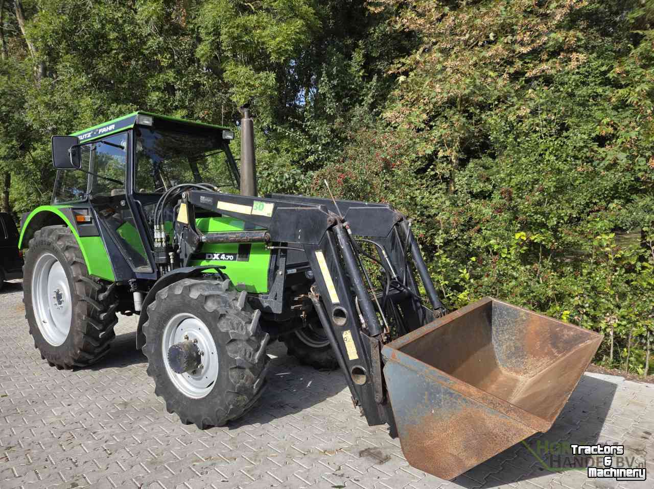 Schlepper / Traktor Deutz-Fahr DX 4.70
