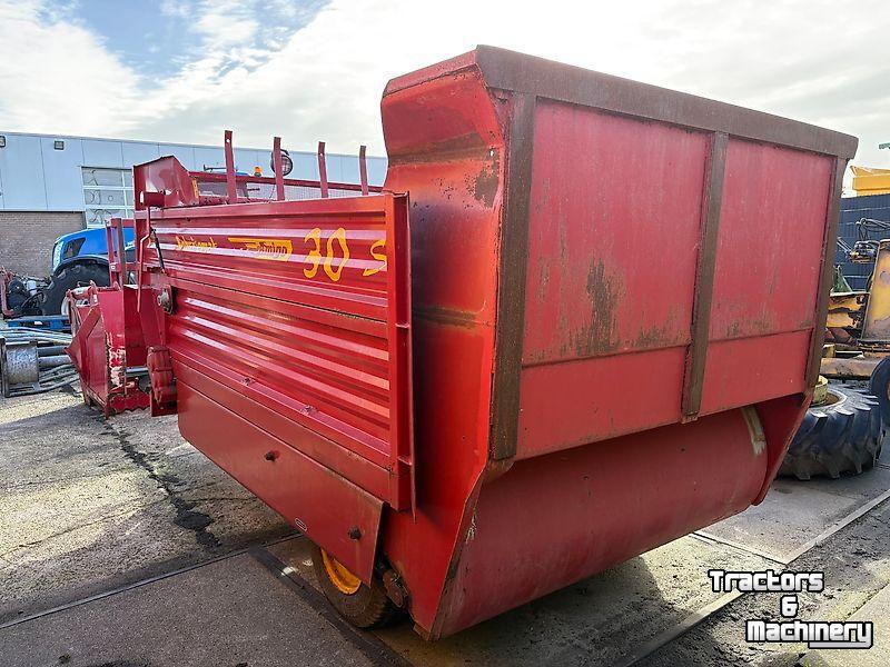 Futterverteilwagen / Futterdosierwagen Schuitemaker Amigo 30S