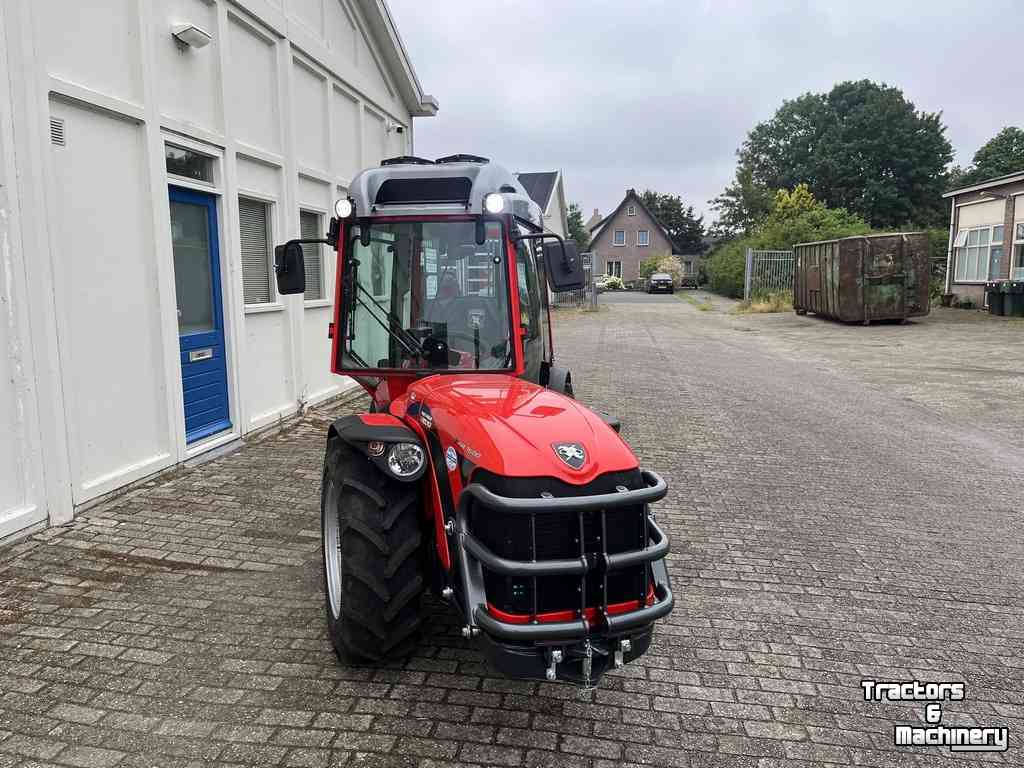 Schlepper / Traktoren Antonio Carraro SR 7600