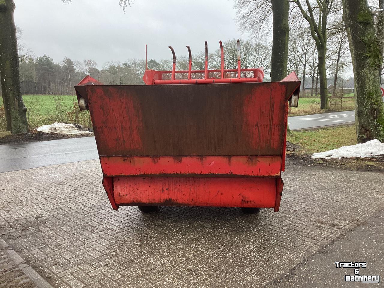 Siloblockverteilwagen Schuitemaker Amigo 30 S