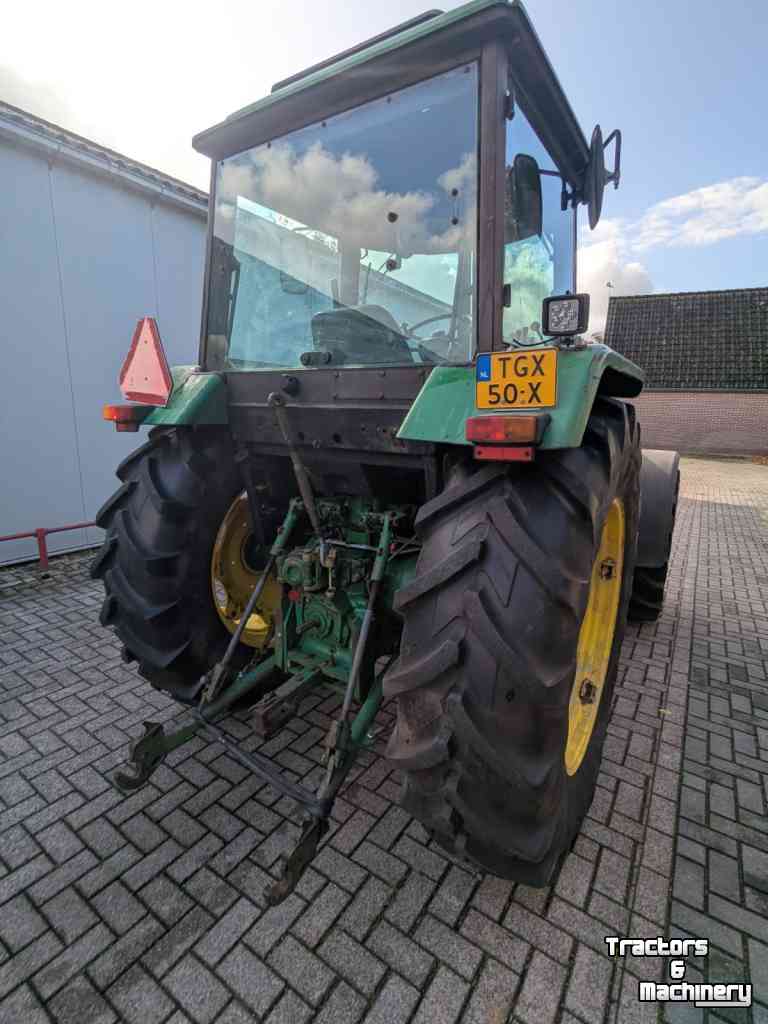 Schlepper / Traktor John Deere 3040