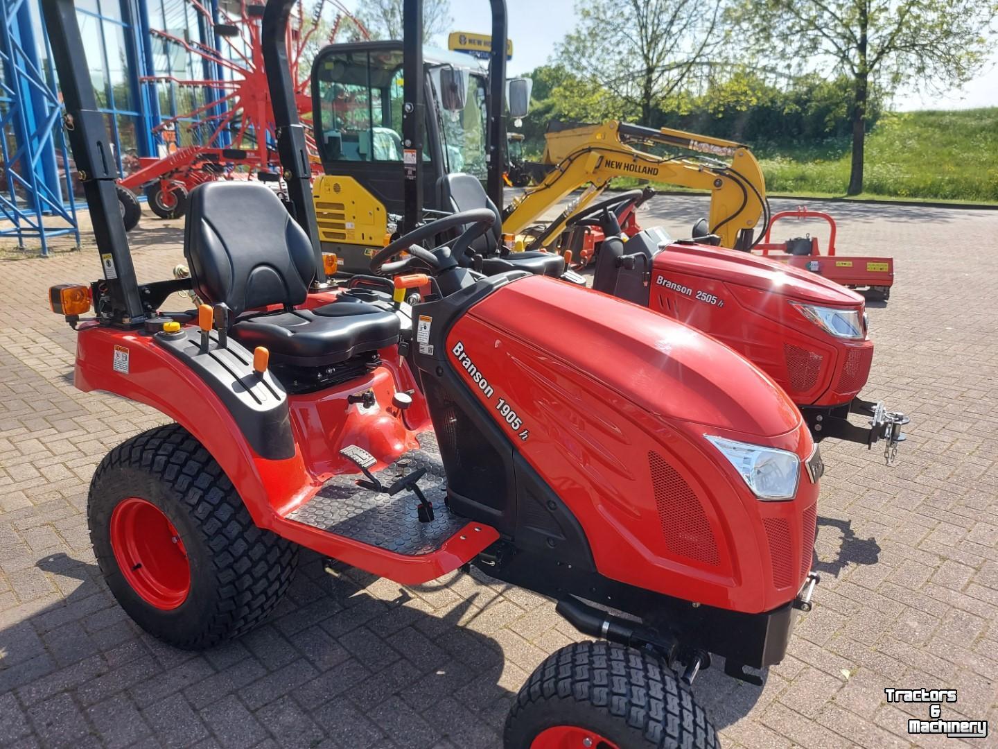 Obsttraktor Branson 1905H