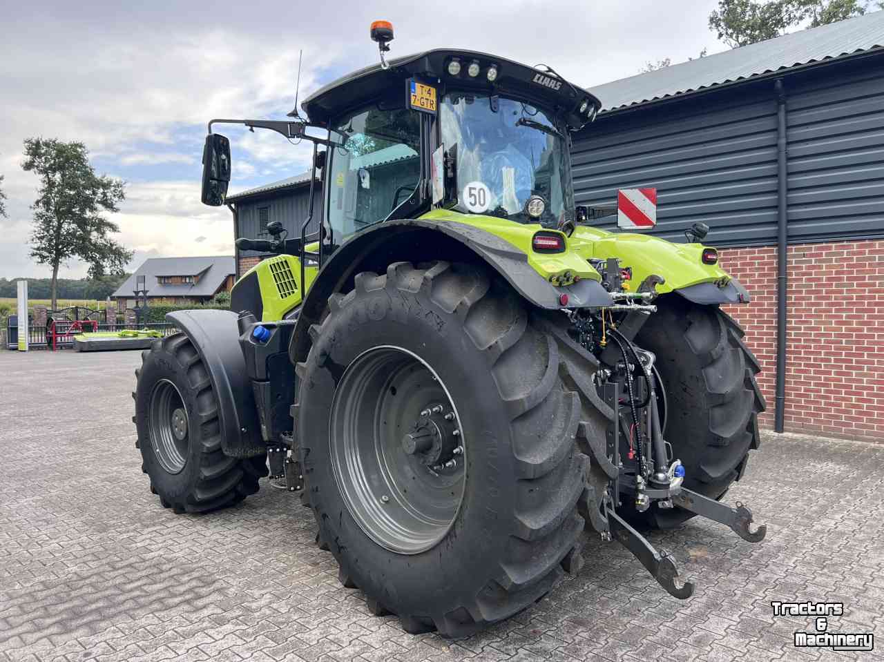 Schlepper / Traktor Claas Axion 870