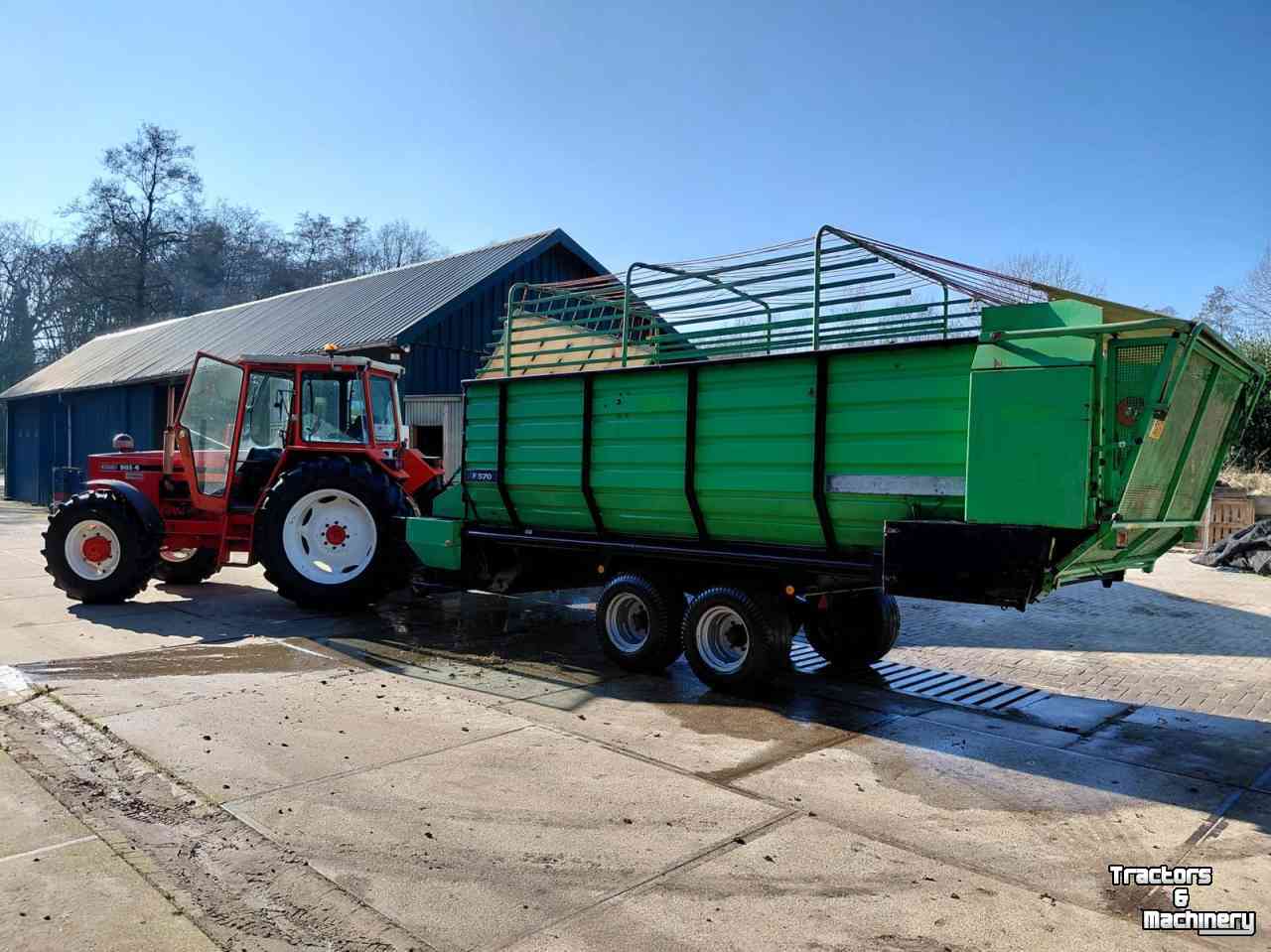 Lade- und Dosierwagen Deutz-Fahr F 570