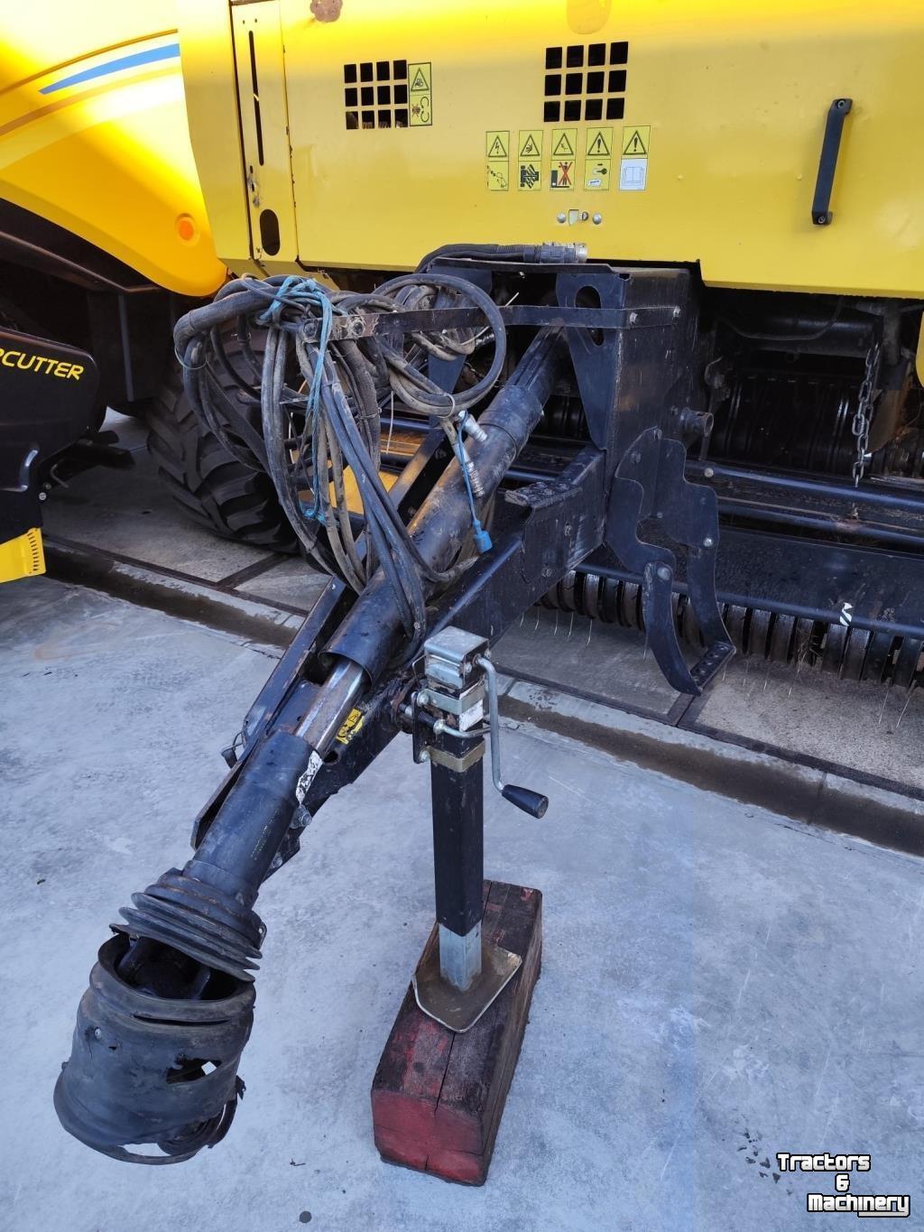 Pressen New Holland BR 7070 Cropcutter