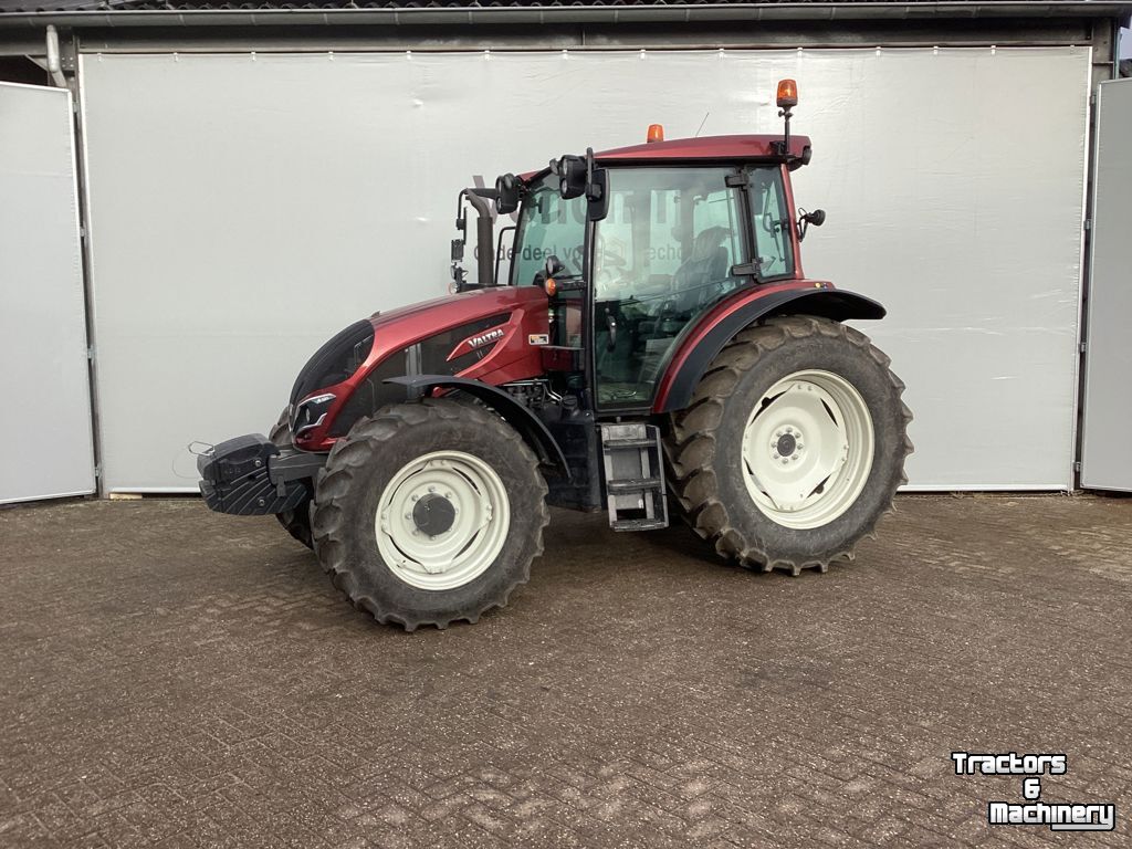 Schlepper / Traktor Valtra A105MH4