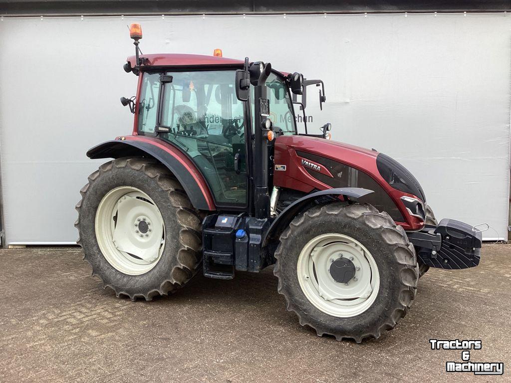 Schlepper / Traktor Valtra A105MH4