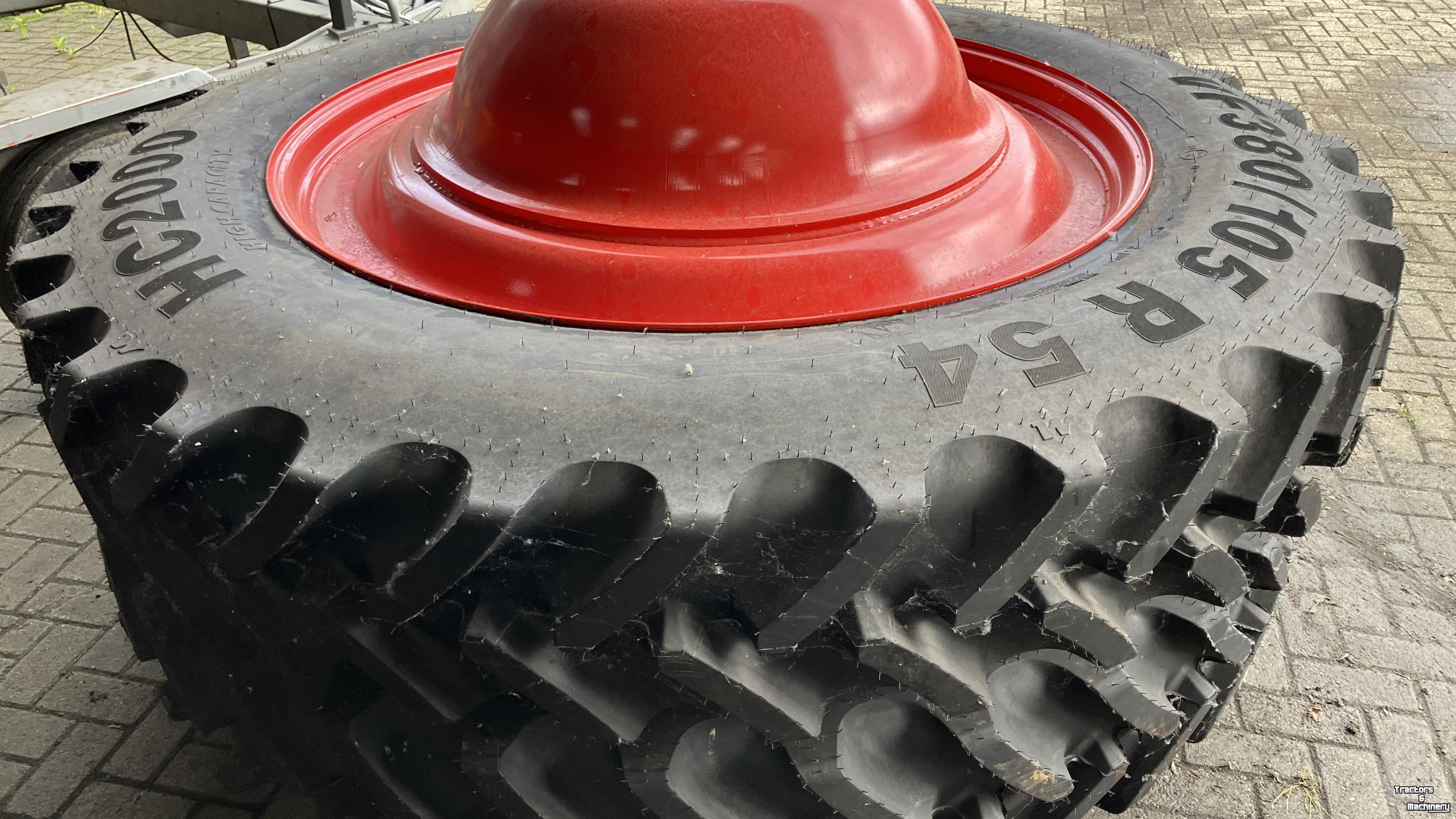 Räder, Reifen, Felgen & Distanzringe Mitas VF380/95R38- VF380/105R54    HC2000