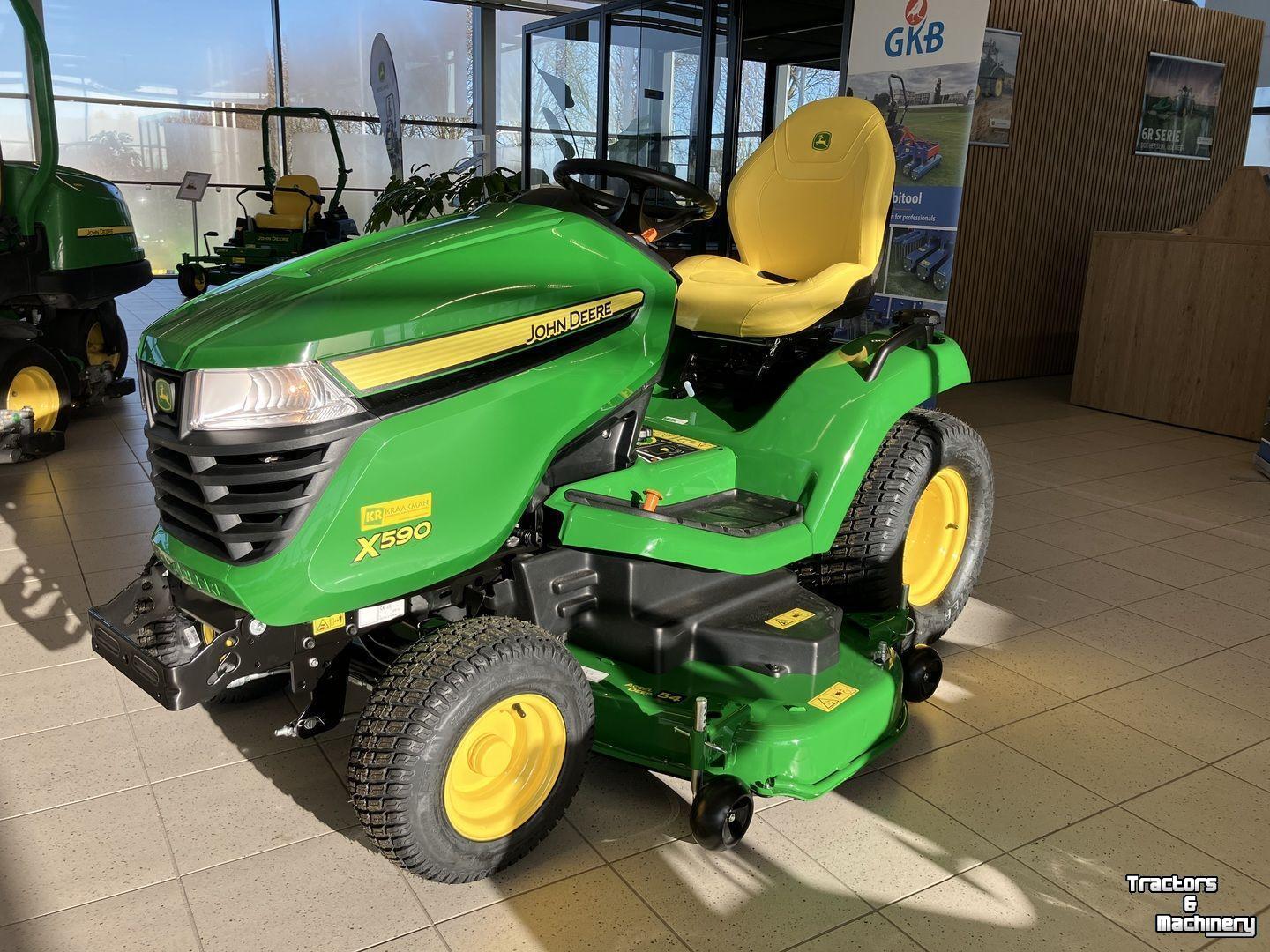 Aufsitzrasenmäher John Deere X590