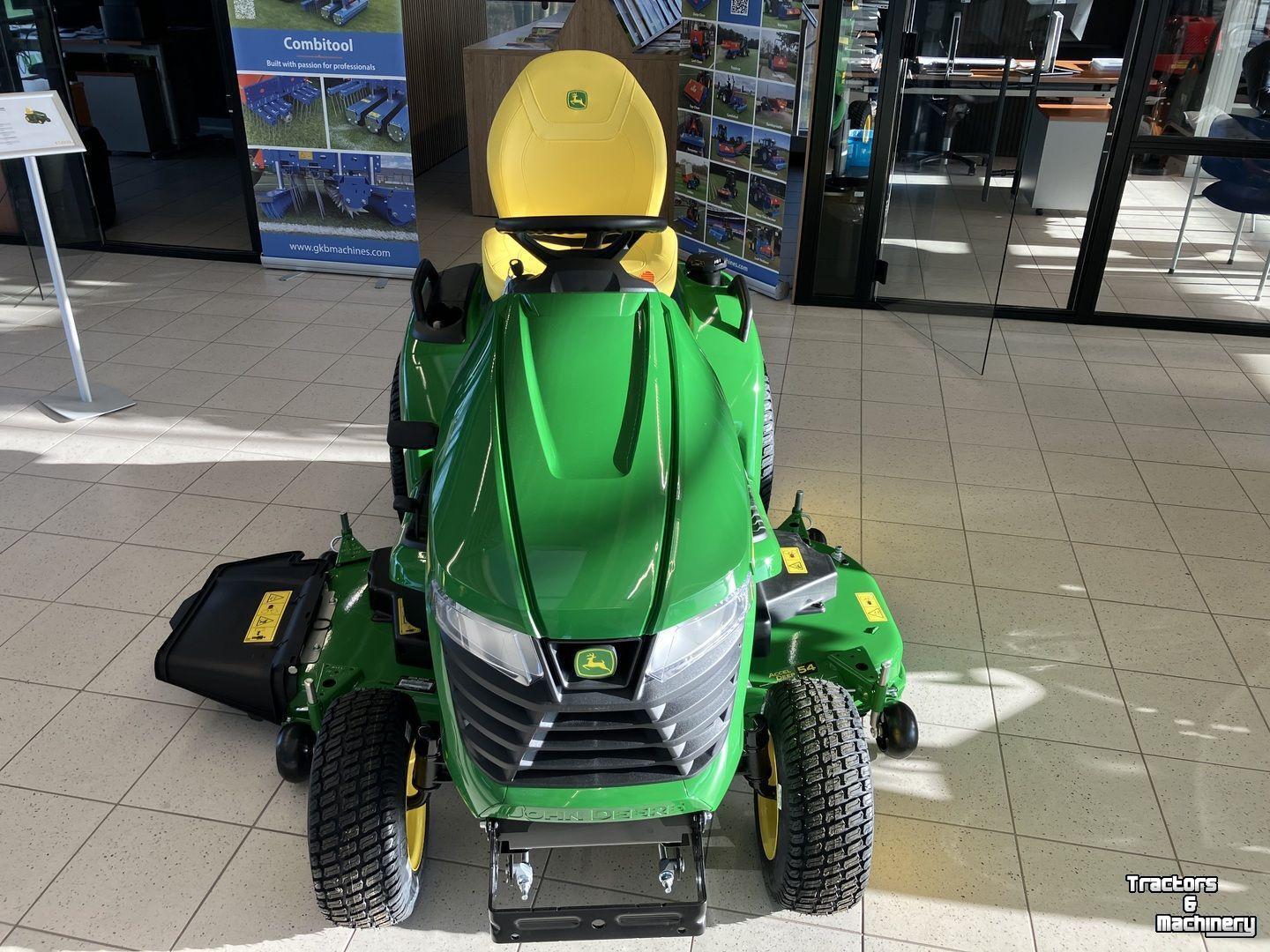 Aufsitzrasenmäher John Deere X590