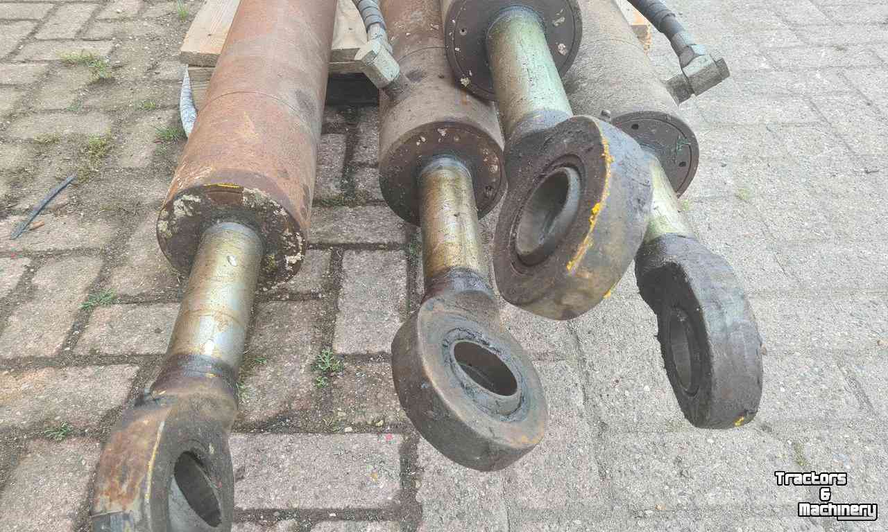 Diverse Gebrauchte Teile  4x dubbelwerkende cilinders