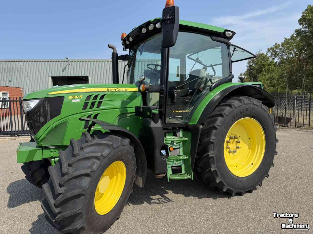Schlepper / Traktor John Deere 6130R 50 KM Command pro