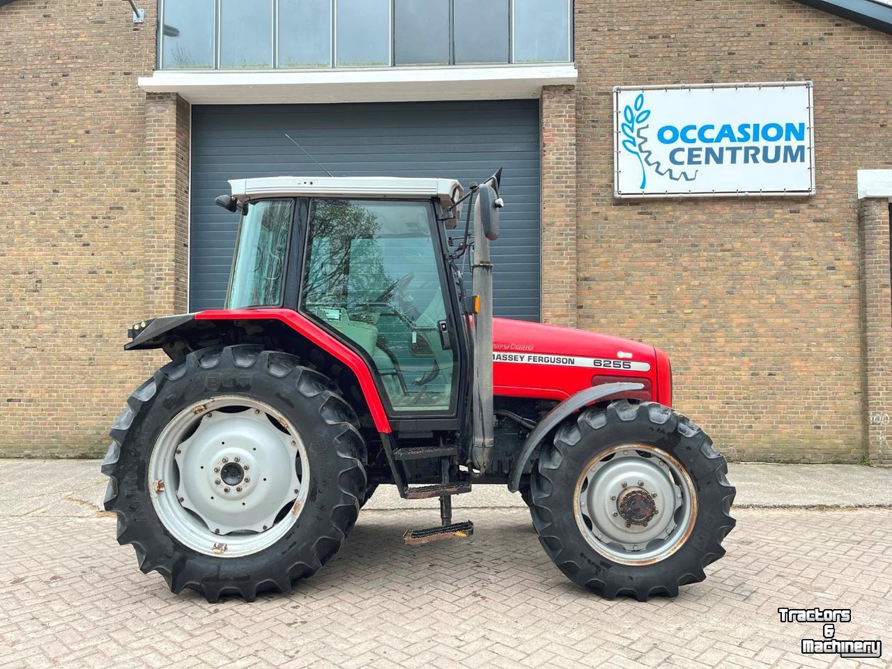 Schlepper / Traktor Massey Ferguson 6255-4 Dynashift