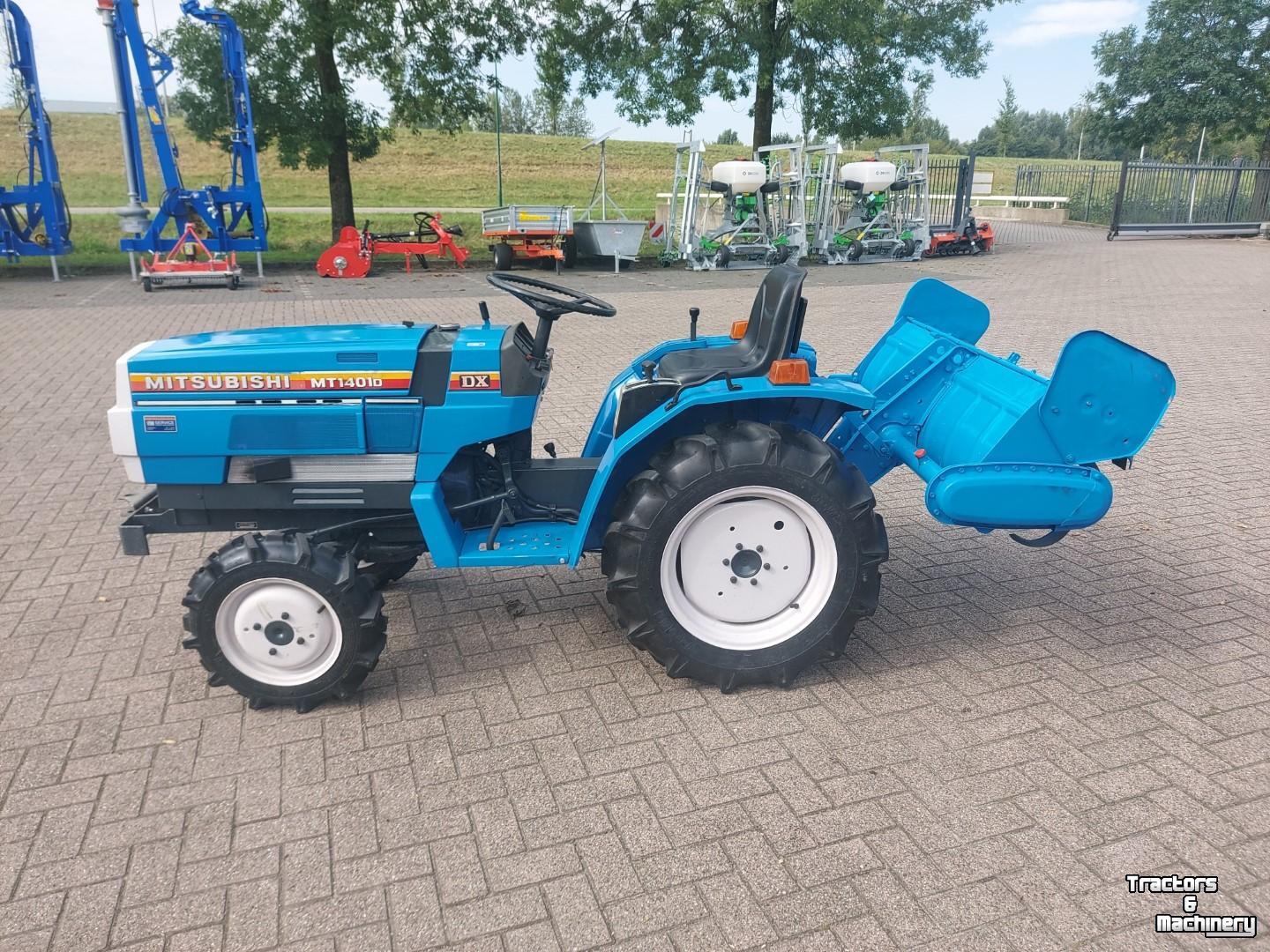 Obsttraktor Mitsubishi MT1401