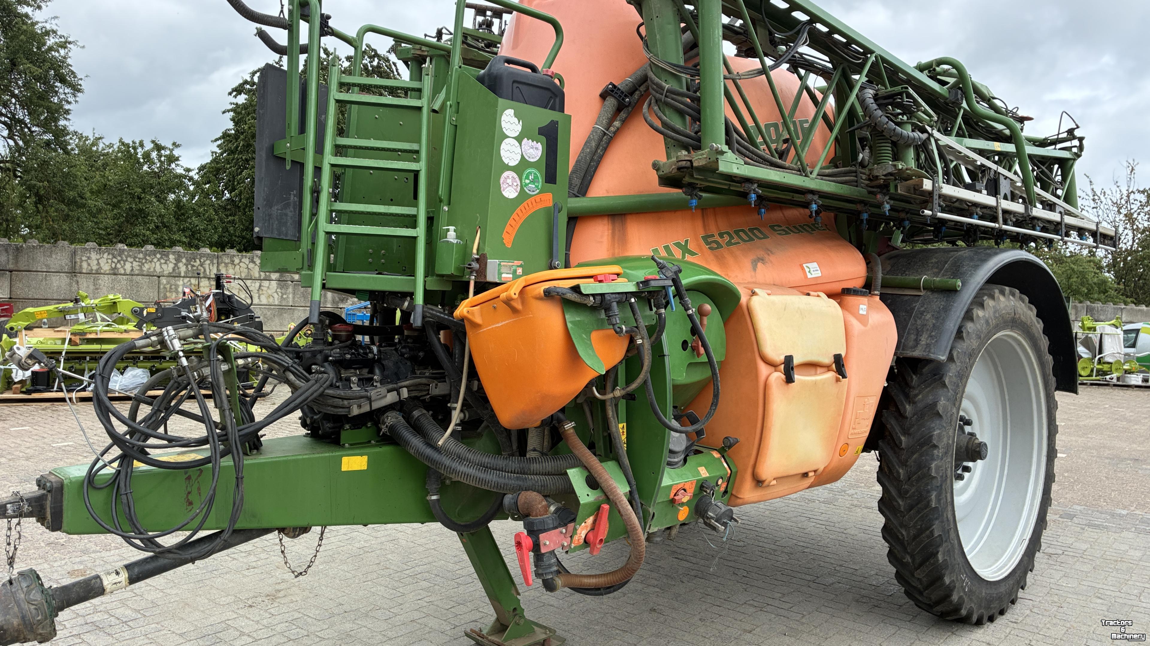 Feldspritze Amazone UX 5200