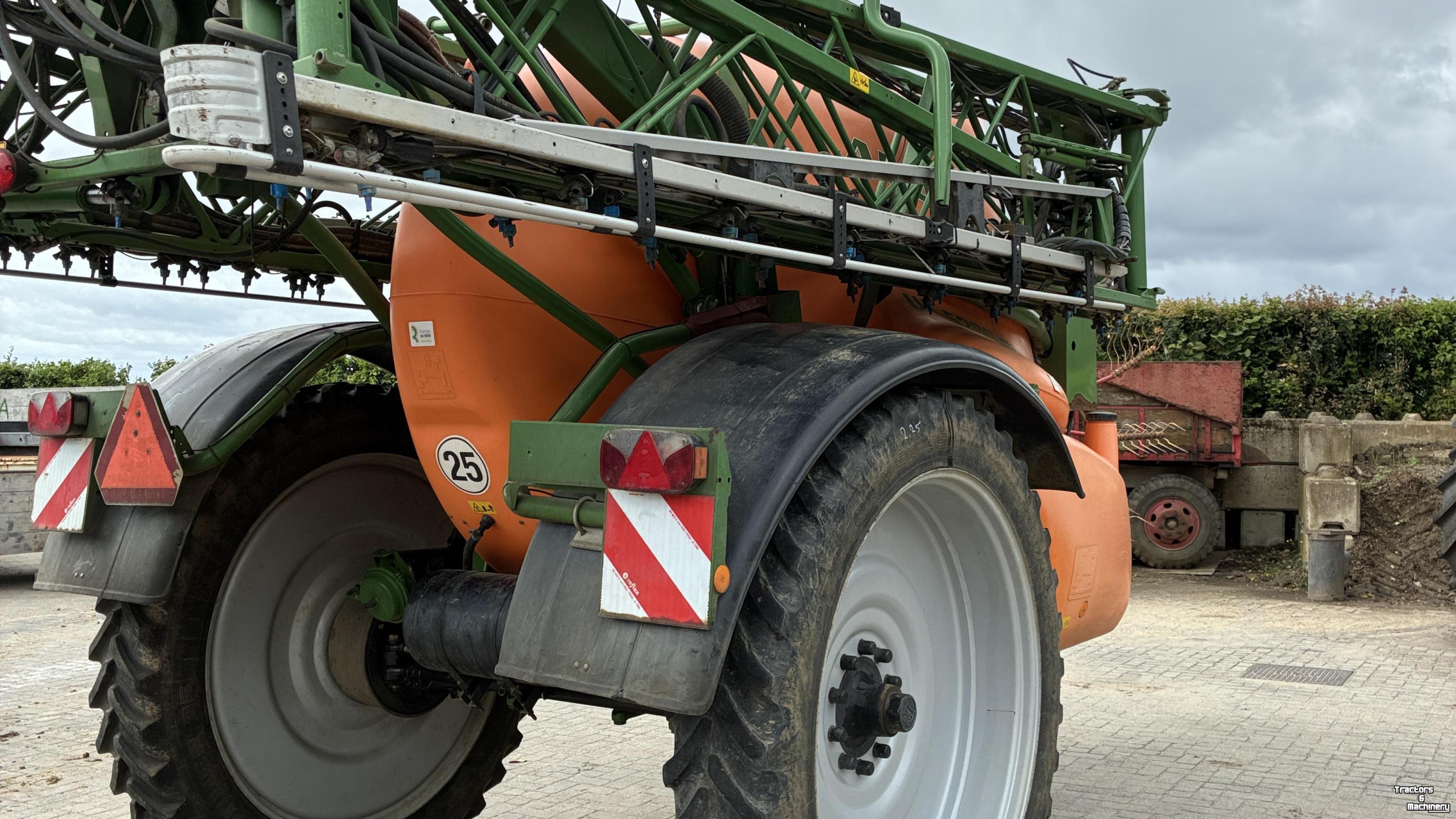 Feldspritze Amazone UX 5200